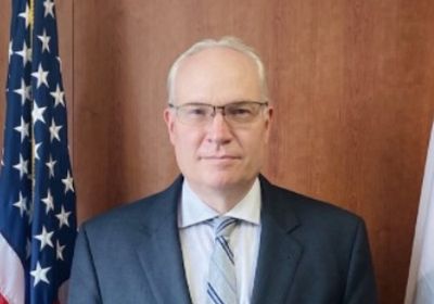 بمستهل جولة جديدة.. مبعوث أمريكا لليمن يصل إلى الأردن