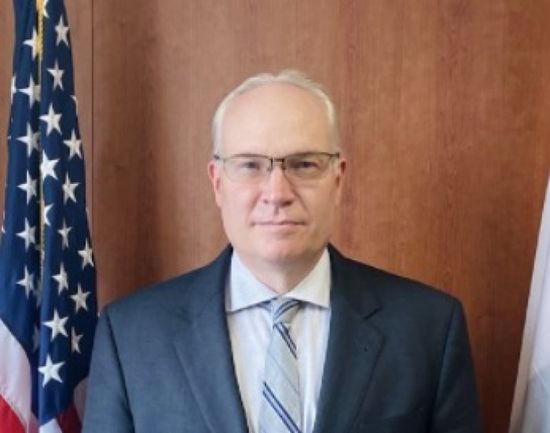 بمستهل جولة جديدة.. مبعوث أمريكا لليمن يصل إلى الأردن