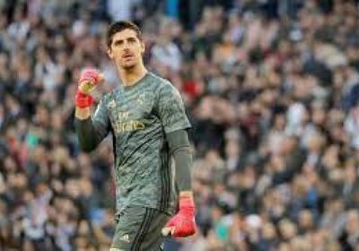 دوناروما وكورتوا ضمن المرشحين لجائزة أفضل حارس في العالم