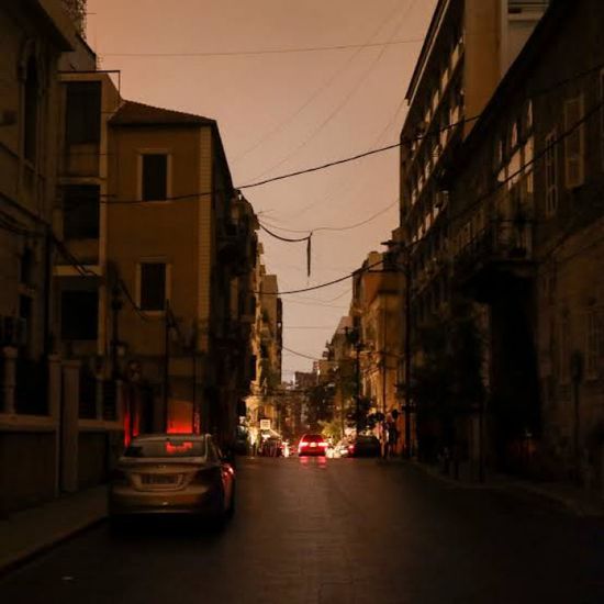  تفاصيل انقطاع الكهرباء في لبنان.. نفاد الوقود يدخل بلاد الأرز في العتمة