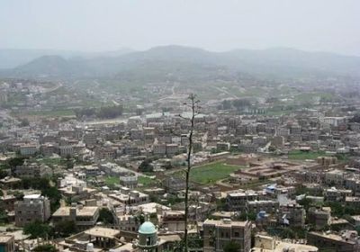 احتجاج رمزي في إب على التدخلات الحوثية بالقضاء