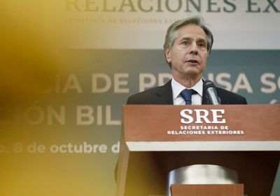  بلينكن يحذر المهاجرين من "خطورة السفر" إلى أمريكا