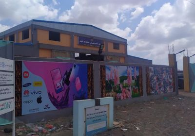 محافظ لحج ينقلب على اتفاق مع ممثلي التجمع البستاني