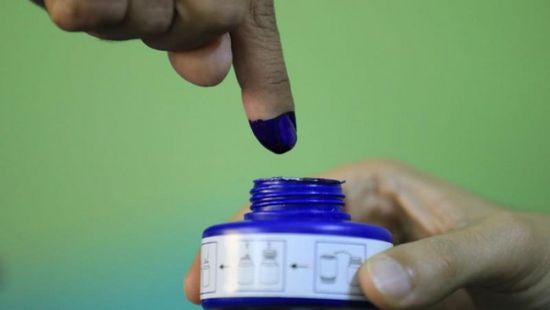 صحفي يحذر من تزوير الانتخابات بعد صفعة العراقيين للنظام