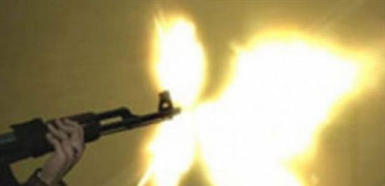 دوي إطلاق نار من أسلحة خفيفة في عتق