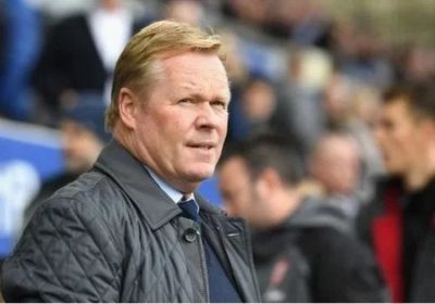  فان خال يهاجم برشلونة من أجل مواطنه كومان