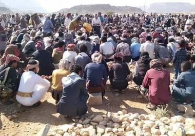 تشييع جثماني شهيدين بتفجير حجيف في عتق