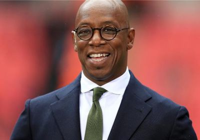  إيان رايت: صلاح وماني نجحا في تسوية خلافاتهما