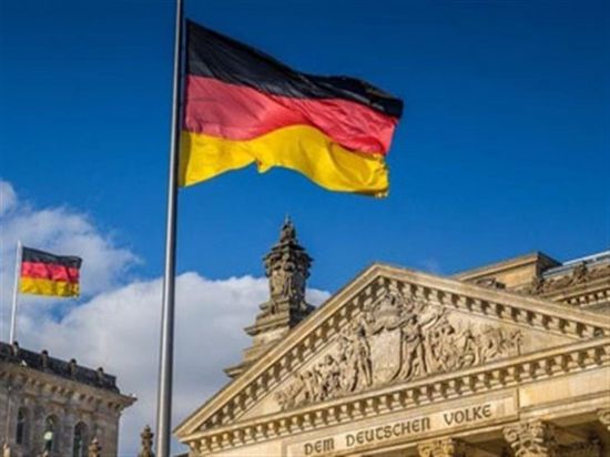 الخارجية الألمانية تلمح للتحقيق بجرائم حرب حوثية