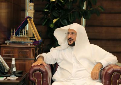 وزير الشؤون الإسلامية السعودي: تخصيص خطبة الجمعة القادمة للتحذير من التستر التجاري 