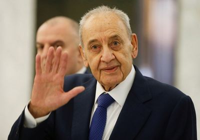 بري يدعو النواب اللبناني للانعقاد الثلاثاء المقبل