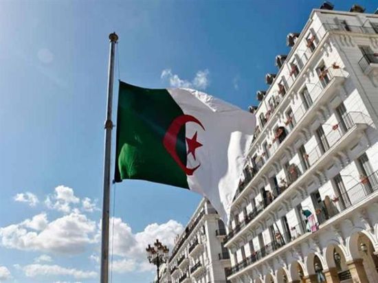 حقيقة تمويل الجزائر لمليشيات في مالي