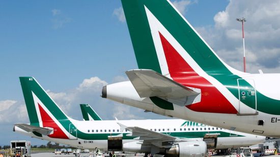 شركة طيران "Alitalia" الرئيسية تعلن إفلاسها وإغلاق أبوابها