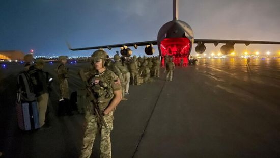 أمريكا: لن نستخدم الطائرات العسكرية لإجلاء المواطنين من أفغانستان