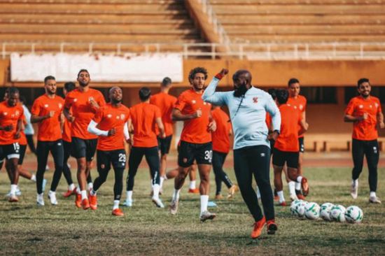 رسميا.. حضور جماهيري بمباراة الأهلي والحرس الوطني