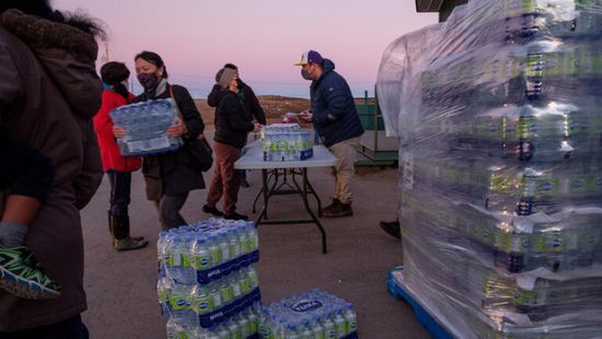 تلوث المياه في مدينة إيكالويت الكندية بـ"الزيوت"