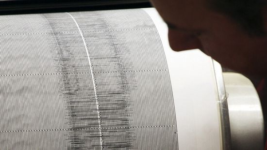 زلزال بقوة 4.2 ريختر يضرب غرب تركيا