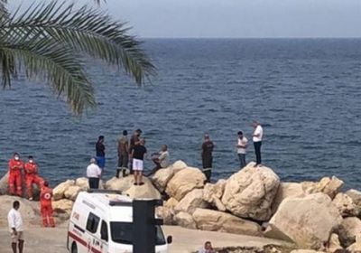 انتشال طائرة التدريب المنكوبة بلبنان