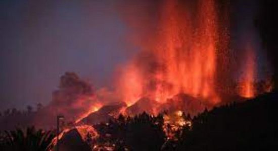  تدمير 1817 مبنى منذ بدء ثوران البركان في لا بالما