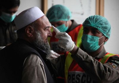  باكستان تسجل 17 وفاة و 720 إصابة جديدة بكورونا