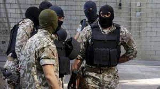  القبض على 4 سجناء عقب فراراهم من مخفر في لبنان
