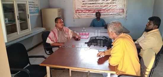 "انتقالي خنفر" يبحث أزمة نقص المعلمين في المديرية