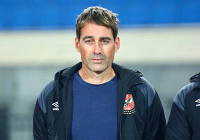 مساعد فايلر ينفي دخول الأهلي في مفاوضات معه