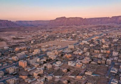 مسلحو مليشيا الإخوان يقطعون طريق عتق العبر