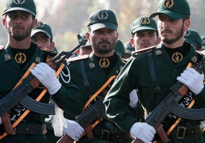 مقتل ضابط بالحرس الثوري الإيراني في اشتباكات مسلحة