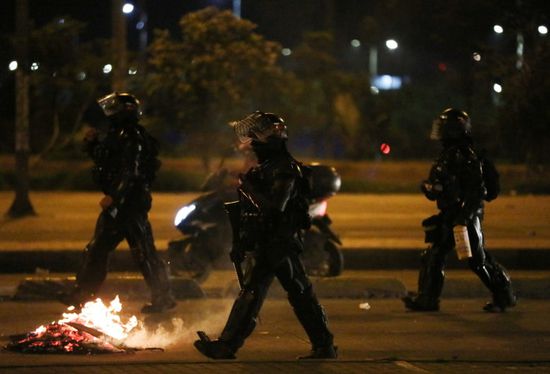 عملية قتل جماعي.. مقتل 5 أشخاص بكولومبيا