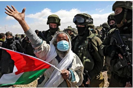 الاحتلال الإسرائيلي يعتقل 11 فلسطينيا ويمنع الاحتفال بالمولد النبوي