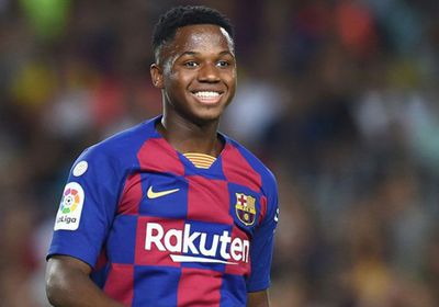  الخوف يضرب برشلونة بسبب التجديد لفاتي