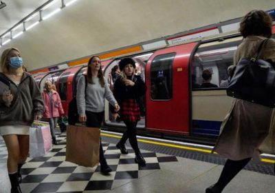 بريطانيا تتابع متحورة جديدة لكورونا