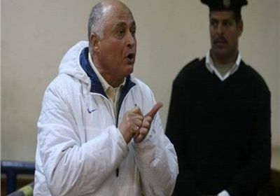  محكمة مصرية تأمر بضبط والد زوجة علاء مبارك