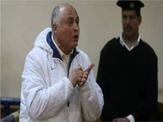  محكمة مصرية تأمر بضبط والد زوجة علاء مبارك