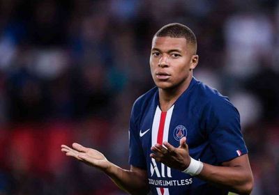 باريس تلجأ لأسرة مبابي من أجل إقناعه بالبقاء