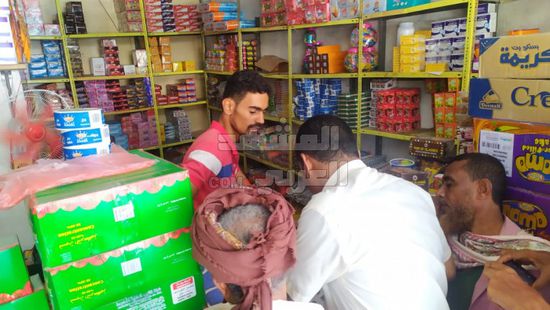 حملة رقابية على صلاحية السلع الاستهلاكية في لحج