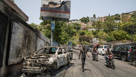 زعيم جماعة مسلحة يهدد بقتل أمريكيين مختطفين في هايتي