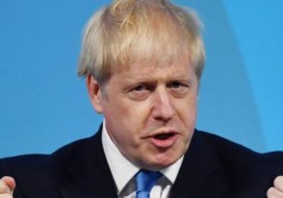  إندبندنت: "جونسون" استخدم غرفة الإحاطة الإعلامية لمشاهدة فيلم