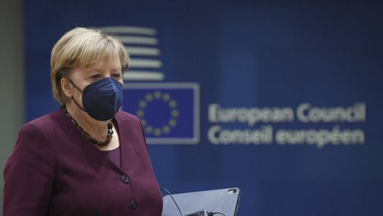  زعماء أوروبا يودعون ميركل بالتصفيق الحار في بروكسل