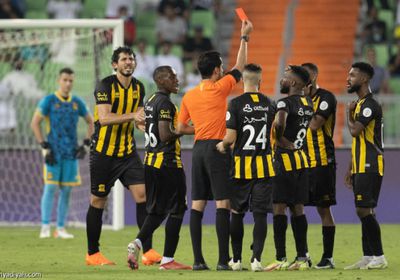 اتحاد جدة يطلب حكامًا أجانب لجميع مبارياته بالدوري السعودي