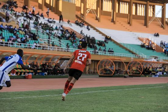 القنوات المفتوحة الناقلة لمباراة الأهلي والحرس الوطني اليوم