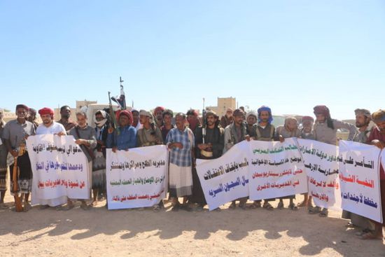 الطلح ترفع مطالبها: عودة النخبة وطرد الإخوان ومواجهة الحوثي