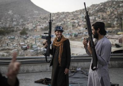 "داعش" يرفع رايته فوق قرية بوسط أفغانستان