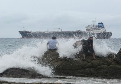  إعصار "ريك" يقترب من ساحل المكسيك