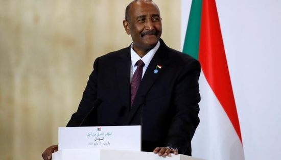 البرهان يعلن حل مجلسي الوزراء والسيادة السوداني ورفع حالة الطوارئ