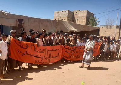 جماهير حبان تتحدى بطش الإخوان وتواصل اعتصامها