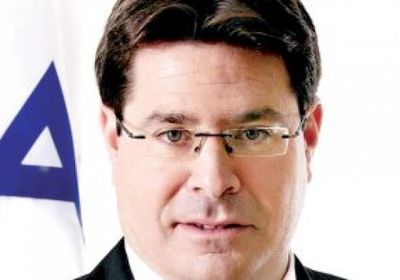 وزير التعاون الإسرائيلي ينتقد تصنيف مؤسسات مجتمع مدني فلسطينية بـ"إرهابية"