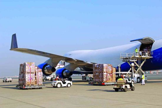 بواسطة الإمارات.. السودان تتسلم إمدادات طبية من الصحة العالمية