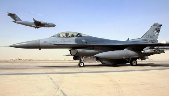 نواب أمريكيون يرفضون بيع طائرات إف-16 لتركيا